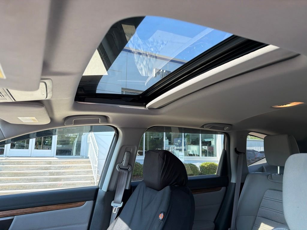 Used 2017  Honda EX image 15