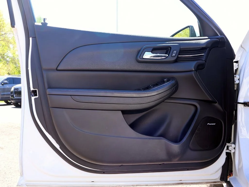 2014 Chevrolet Malibu 2LT - Photo 10