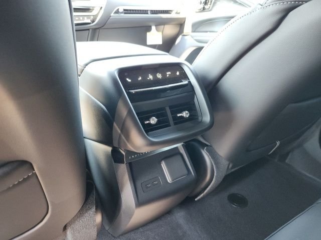 2026 Cadillac LYRIQ V - Photo 7