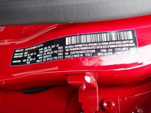 2025 Alfa Romeo Stelvio Base - Photo 19