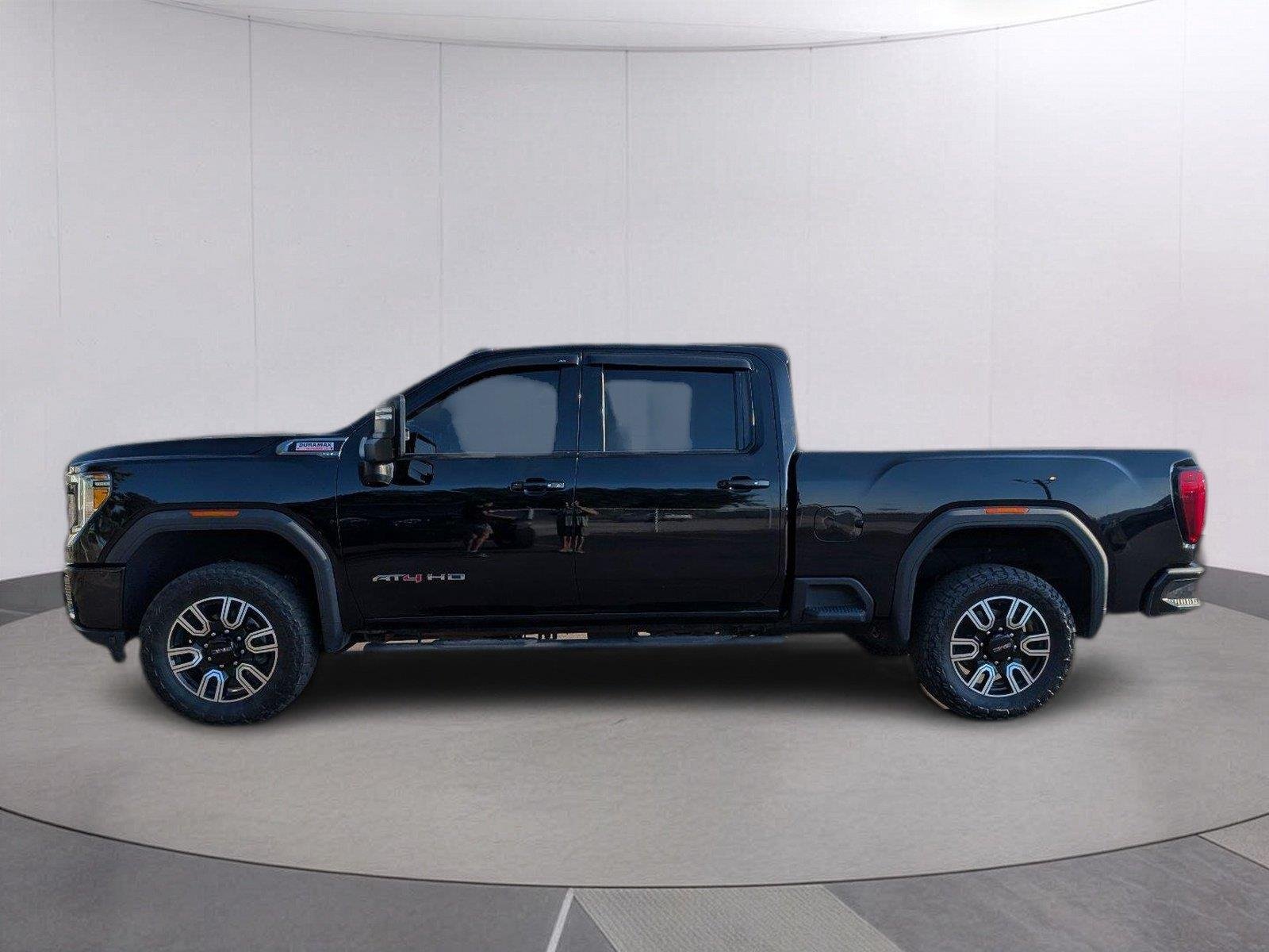 Used 2022 ONYX BLACK GMC AT4 image 2