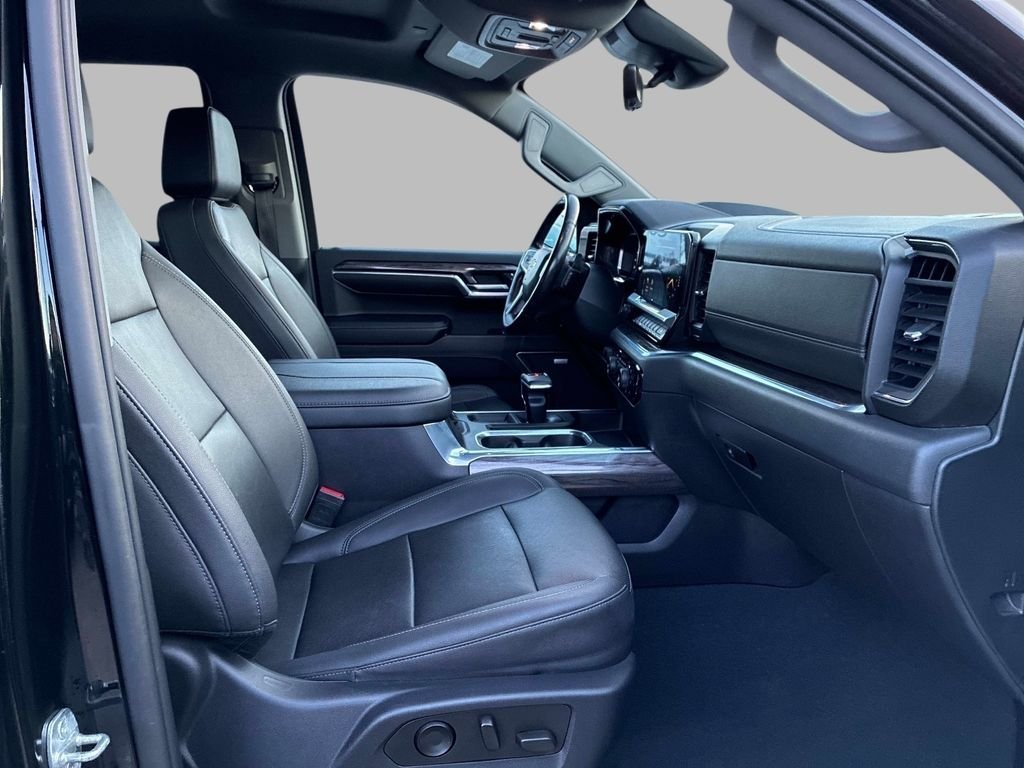 Used 2023 Black Chevrolet LTZ image 9