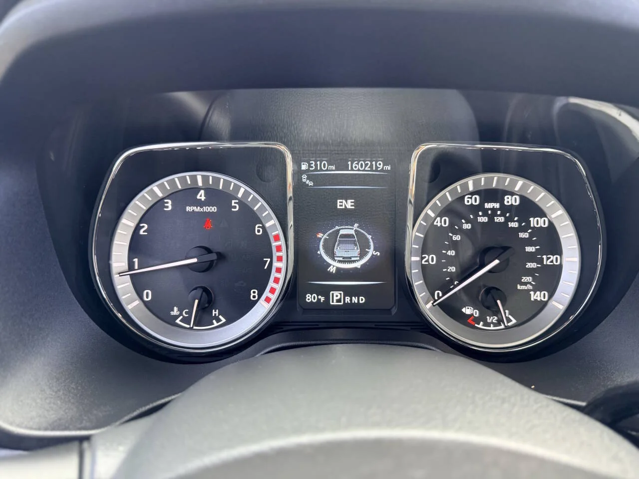 Used 2018 Gray Nissan SL 4x2 4dr Crew Cab image 18