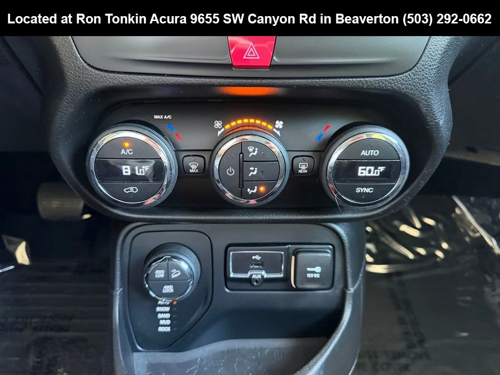 Used 2016 Black Jeep Trailhawk image 24