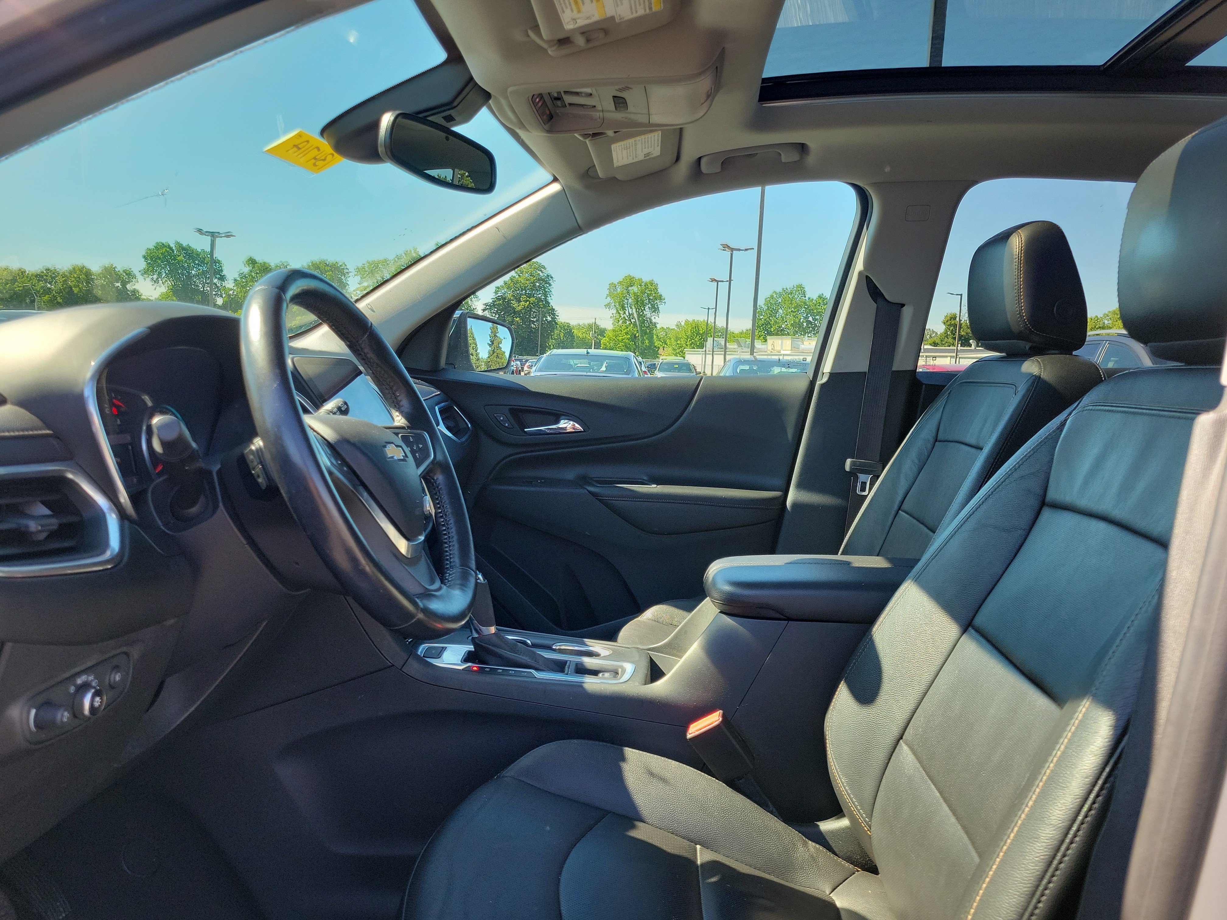 Used 2020 Silver Ice Metallic Chevrolet Premier image 15