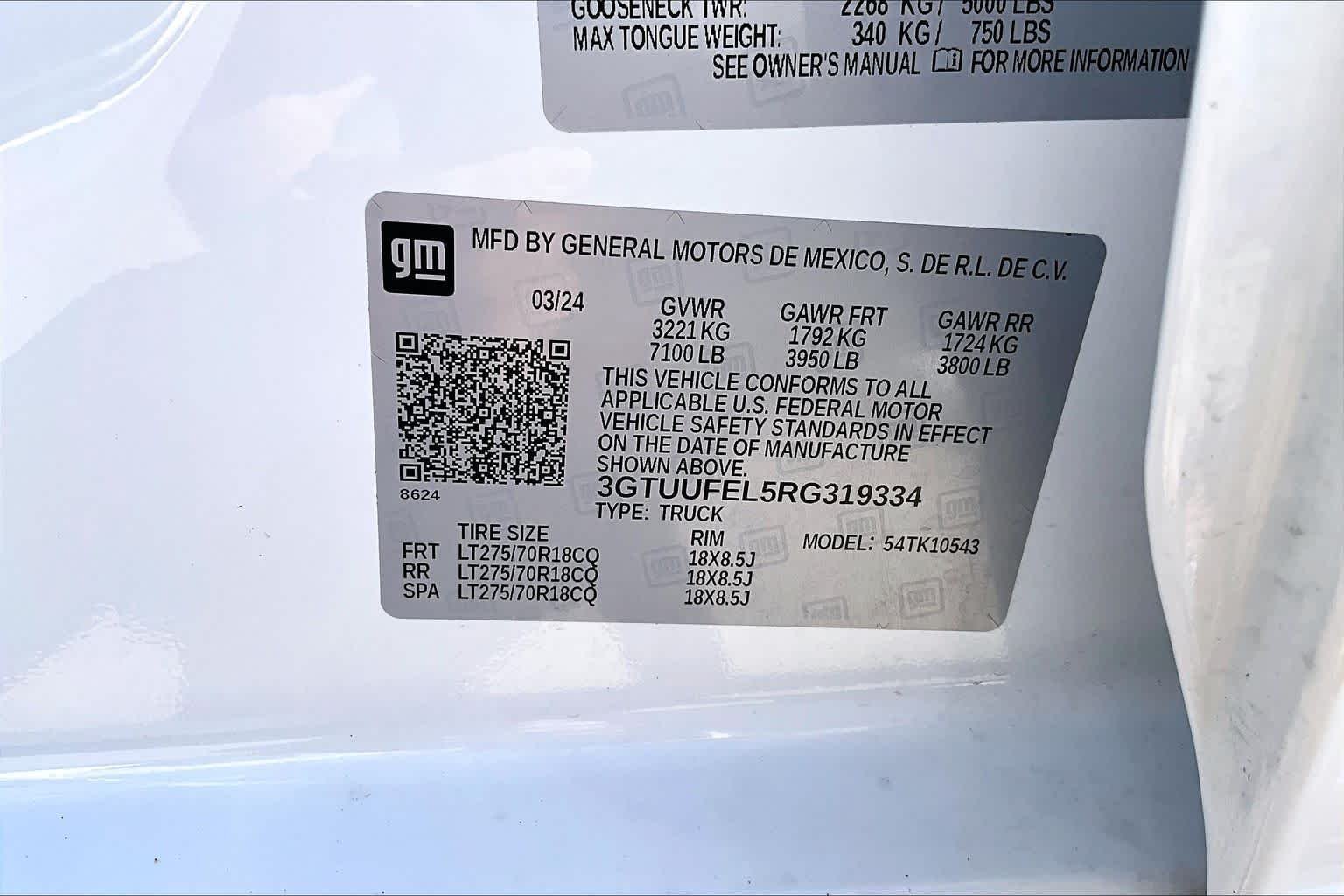 Used 2024 Summit White GMC AT4X image 55
