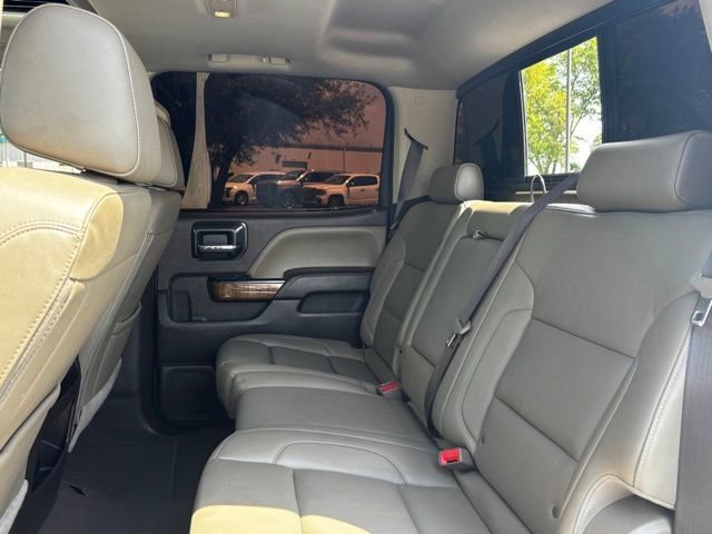 Used 2018 WHITE FROST TRICOAT GMC SLT image 28