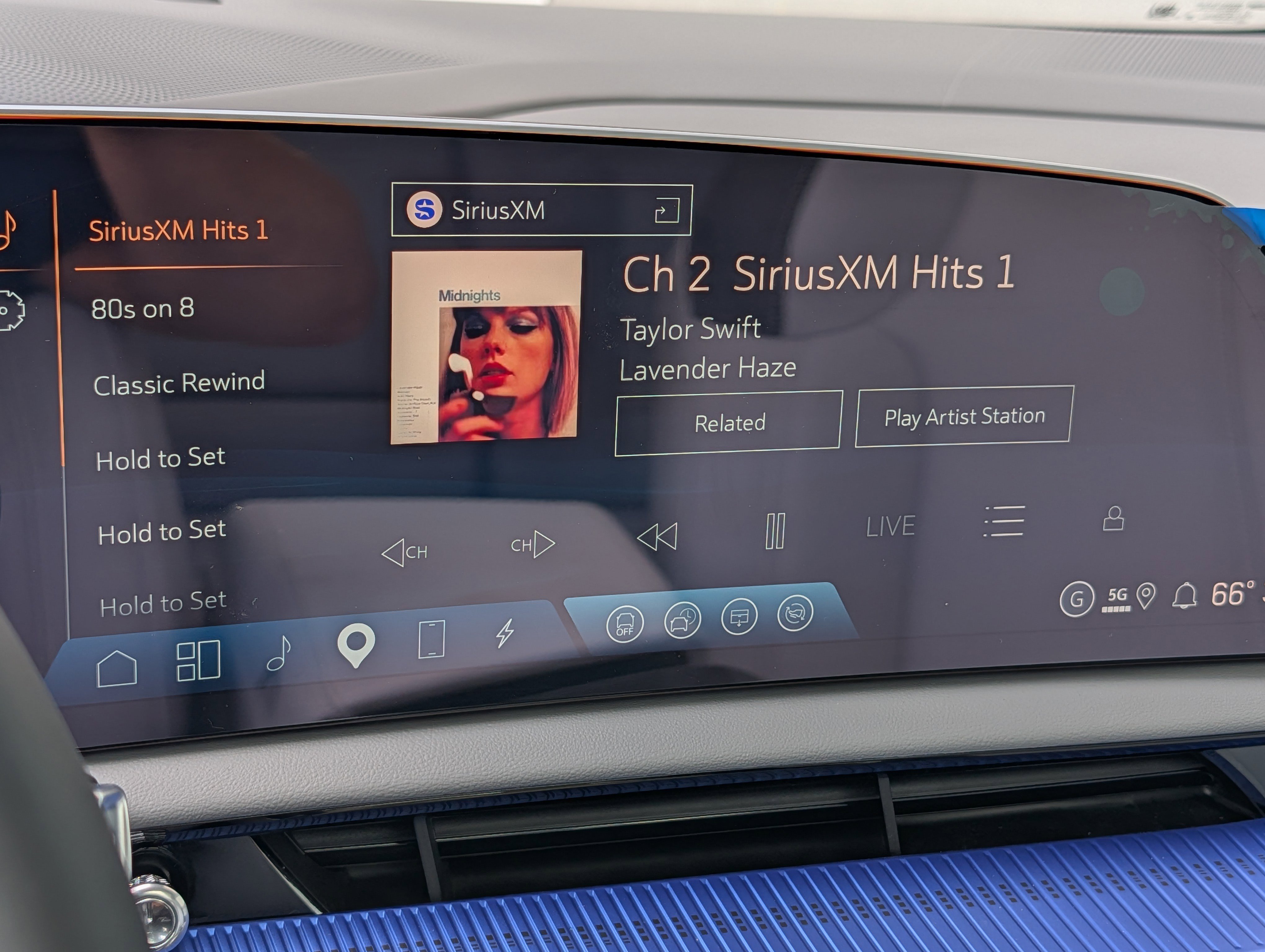 2026 Cadillac OPTIQ Luxury - Photo 21
