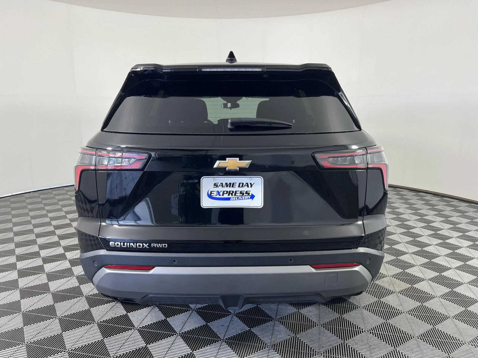 Used 2025 Mosaic Black Metallic Chevrolet AWD LT image 24