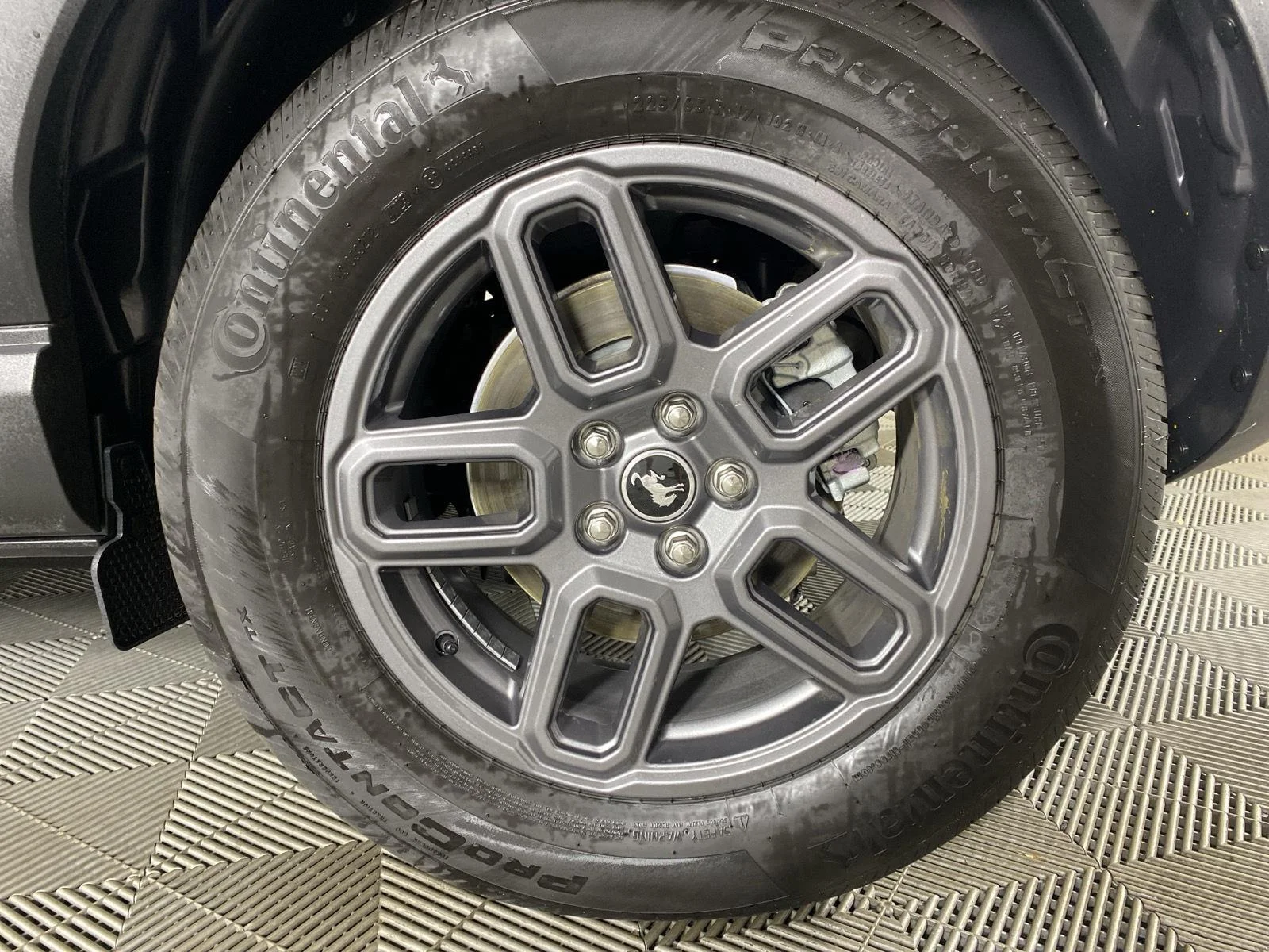New 2026 Carbonized Gray Metallic Ford Big Bend® image 9