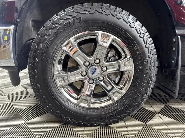 Certified Used 2021 Agate Black Metallic Ford XLT image 10