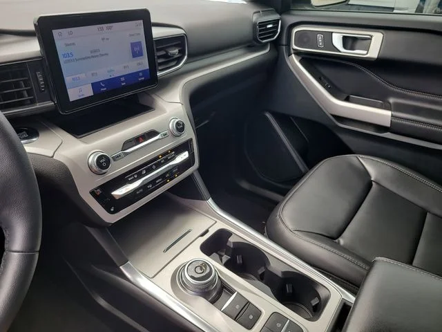 Used 2023 Silver Ford XLT image 23