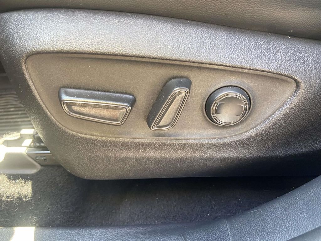 Used 2021 Gray Toyota XLE image 18