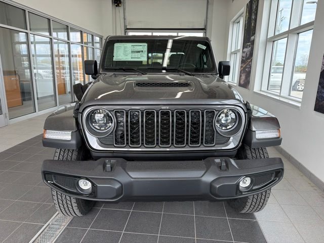 New 2026 Granite Crystal Metallic Clearcoat Jeep Sport S image 2