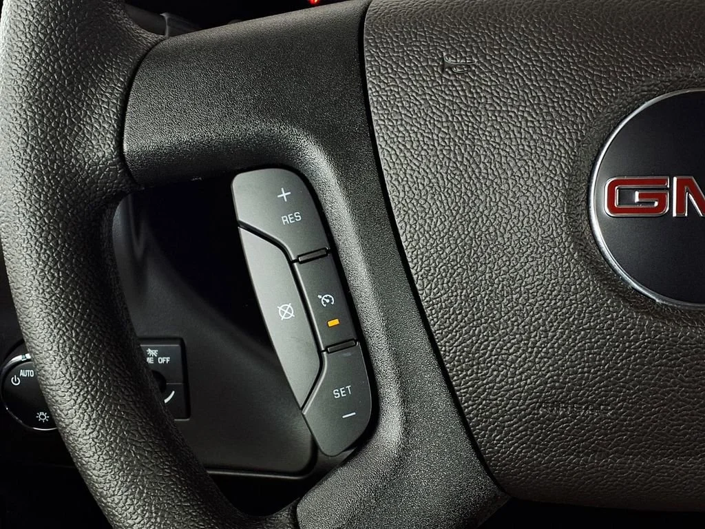 New 2026 Summit White GMC Work Van image 17