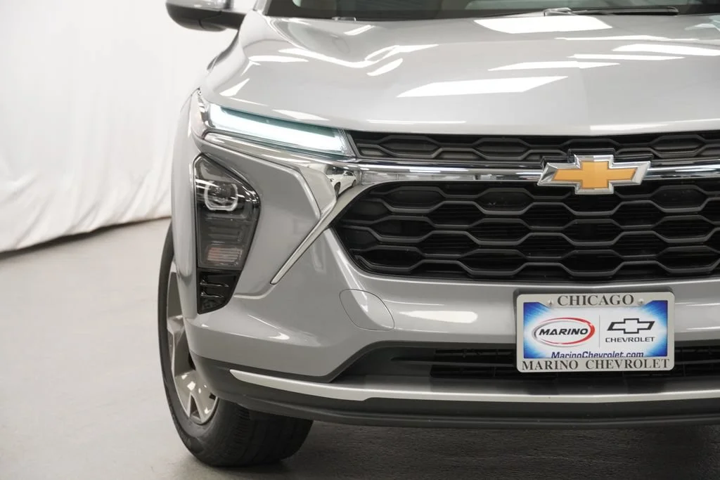 Used 2024 Sterling Gray Metallic Chevrolet LT image 33