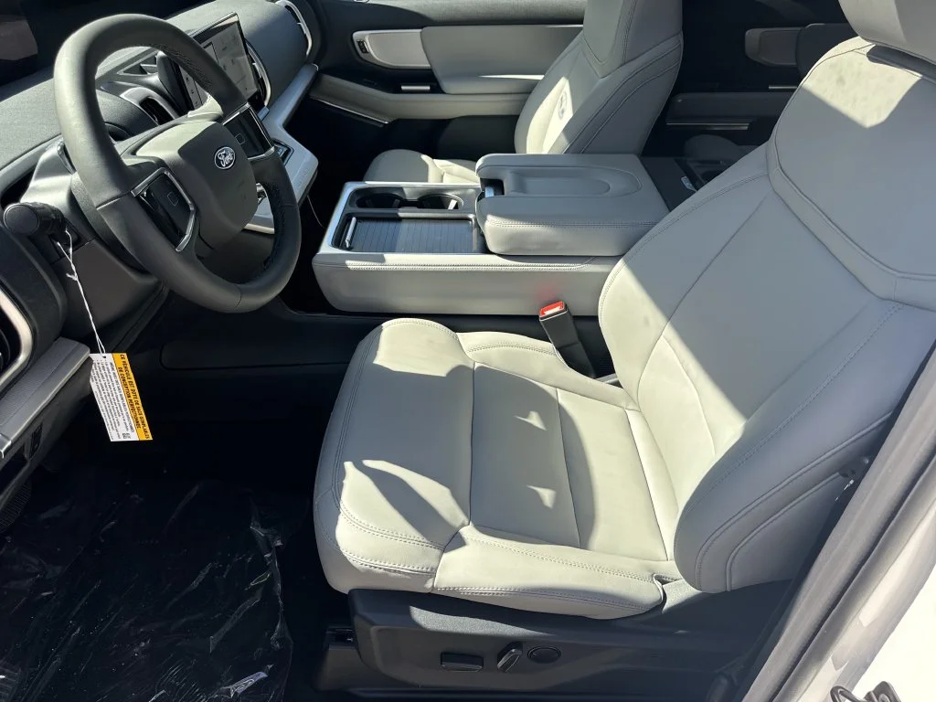 New 2027 White Ford Active image 9