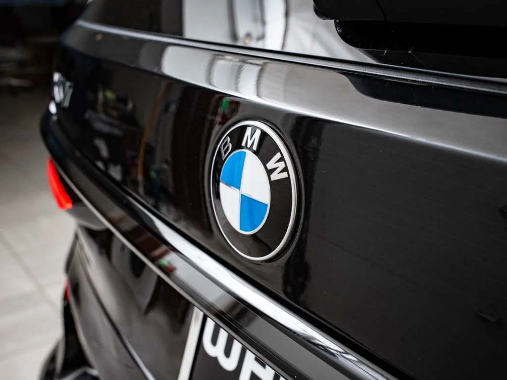 New 2027 Black Sapphire Metallic BMW xDrive40i image 18