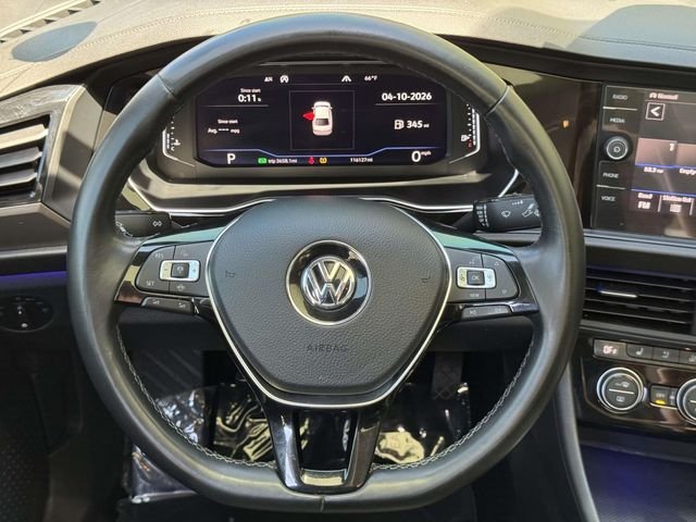 Used 2019 Gray Volkswagen SEL Premium image 18