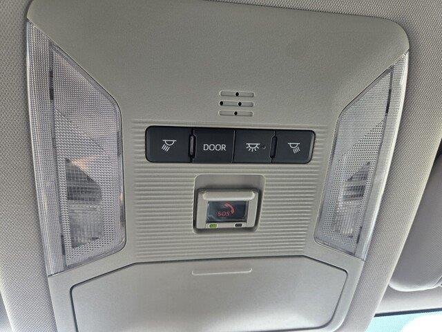 Used 2025 Ice Cap Toyota LE image 21