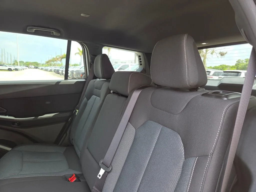 New 2026 Bright White Clearcoat Jeep Laredo image 21