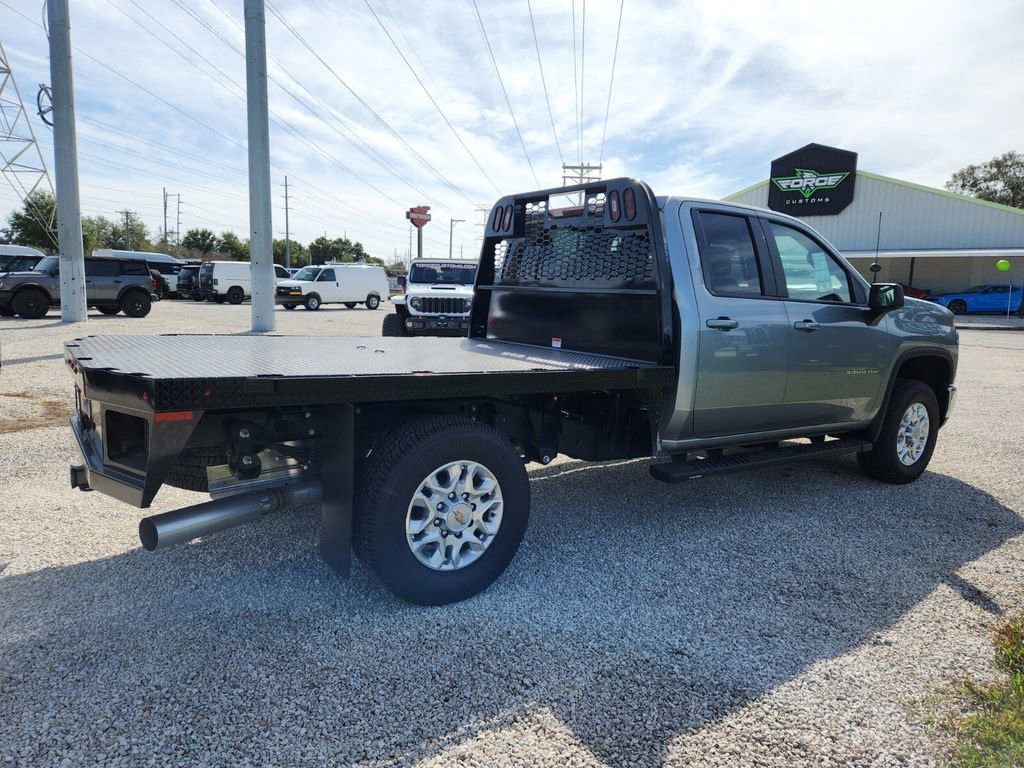 2025 Chevrolet Silverado 3500 HD LT - Photo 11