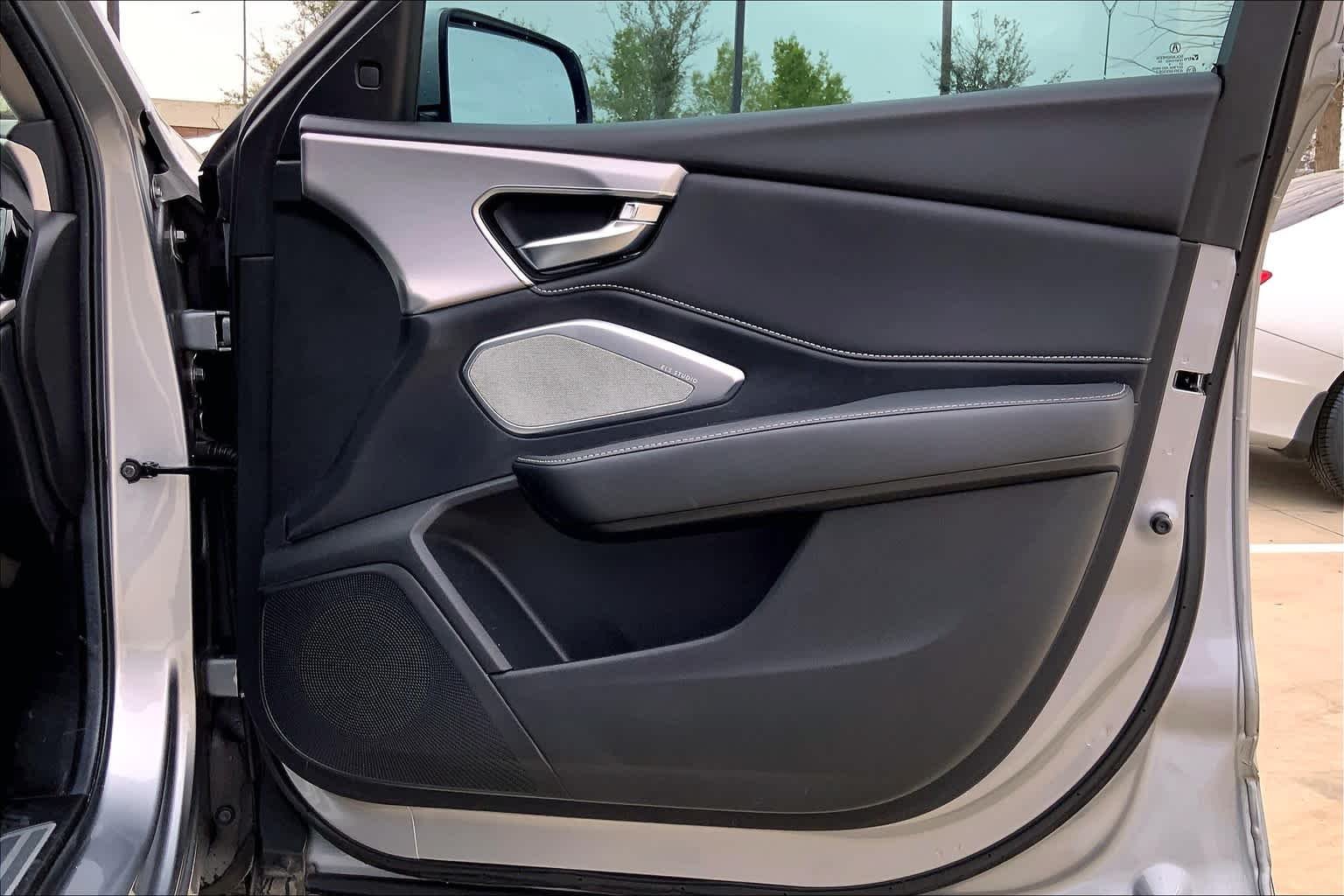 Used 2020 Lunar Silver Metallic Acura w/Technology Pkg image 22