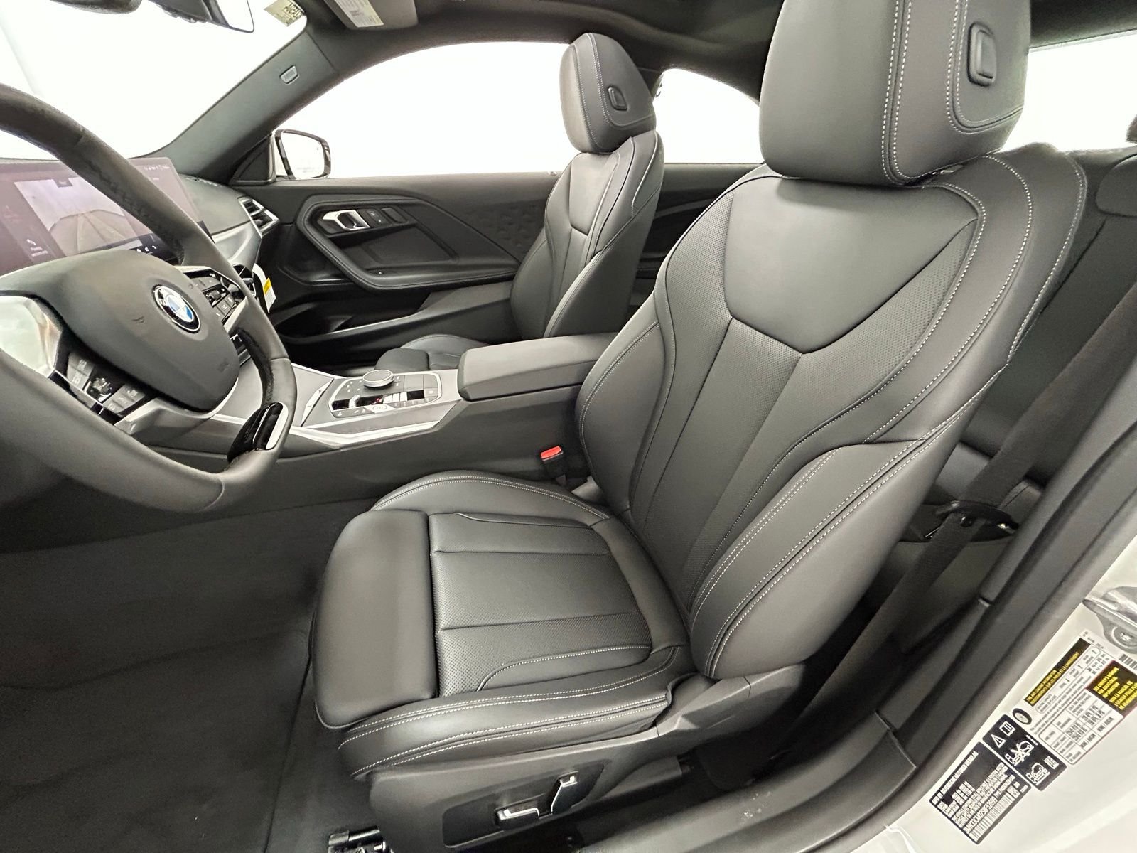 2025 BMW 2 Series 230i - Photo 30