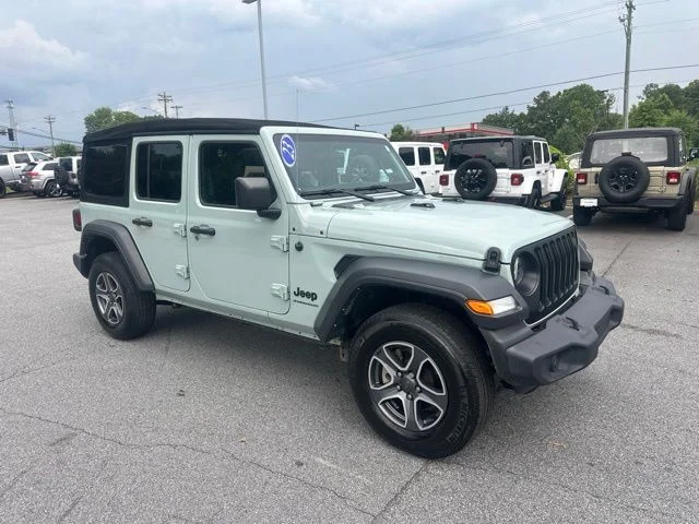 2023 Jeep Wrangler Sport S's photo