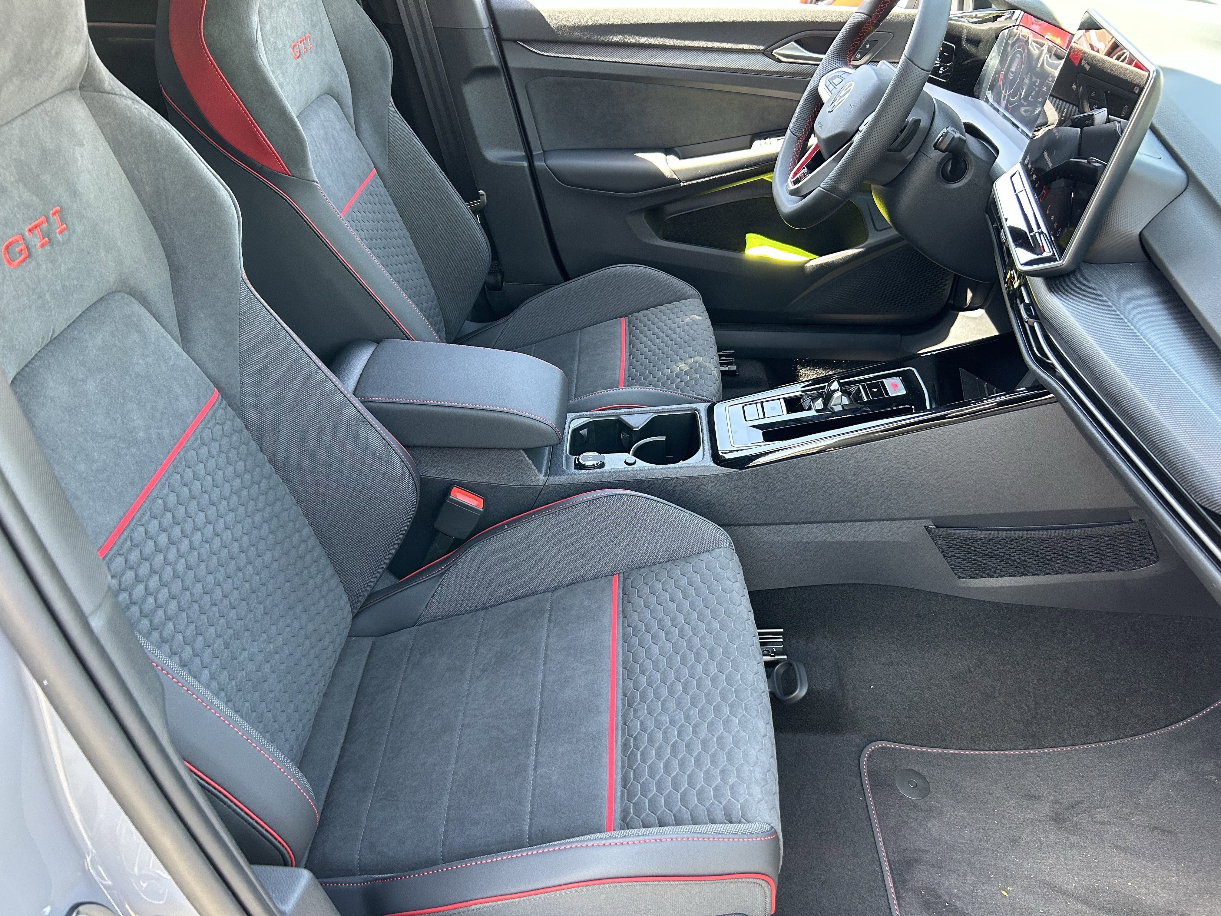 New 2026 Moonstone Gray Volkswagen SE image 8