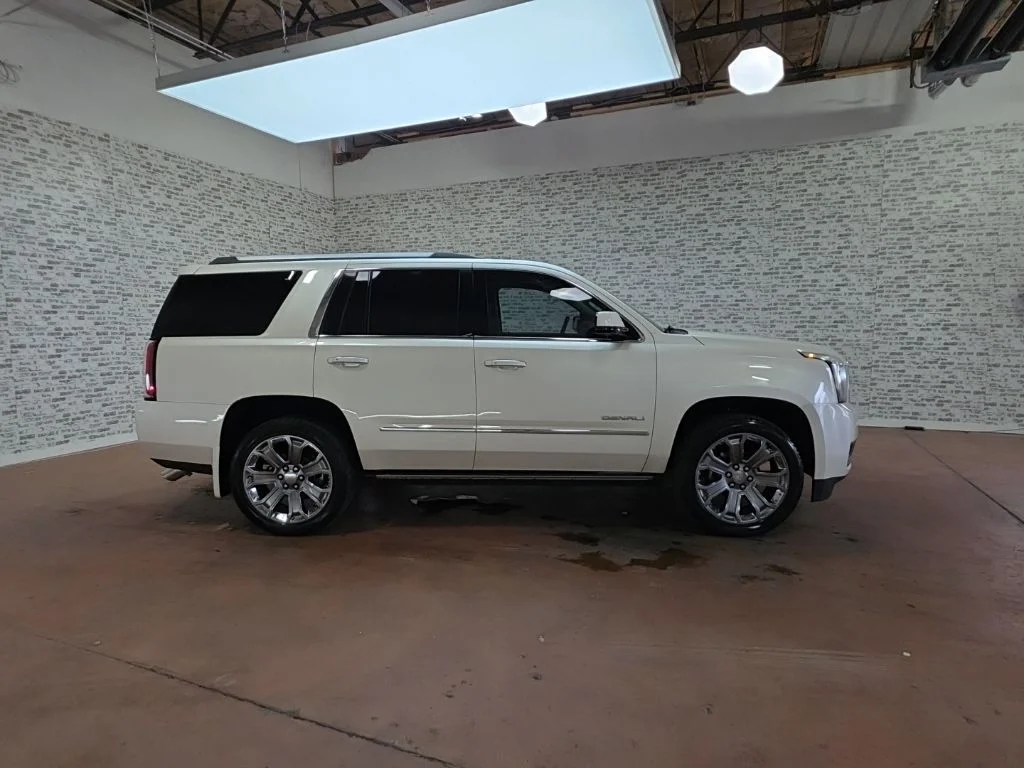 Used 2015 White GMC Denali image 6