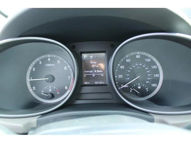 Used 2018 Mineral Gray Hyundai 2.4L image 18