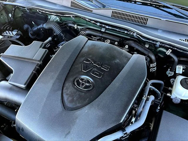 Used 2022 Green Toyota TRD Sport image 33