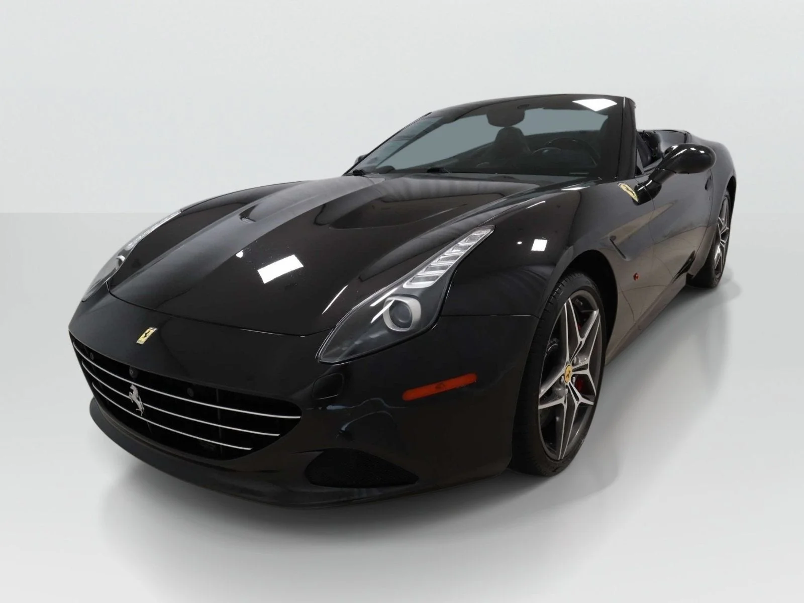 Used 2016 Nero Daytona Ferrari T image 42