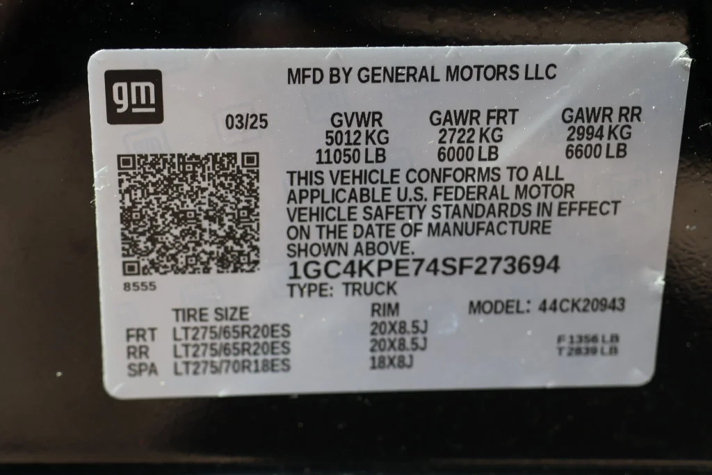 Used 2025 Black Chevrolet LTZ image 29
