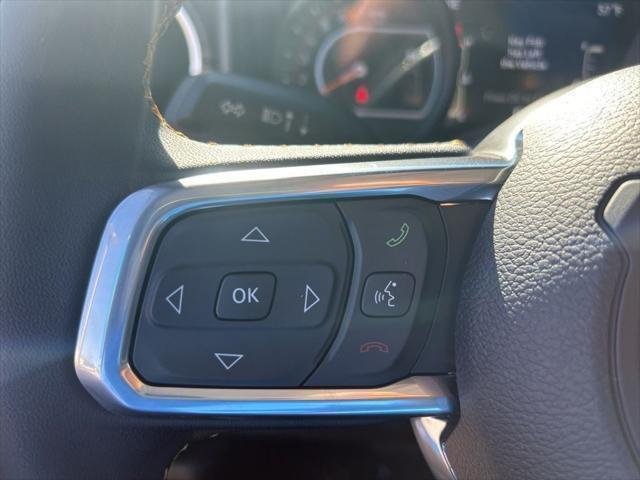 2025 Jeep Wrangler 4-Door Sahara - Photo 47
