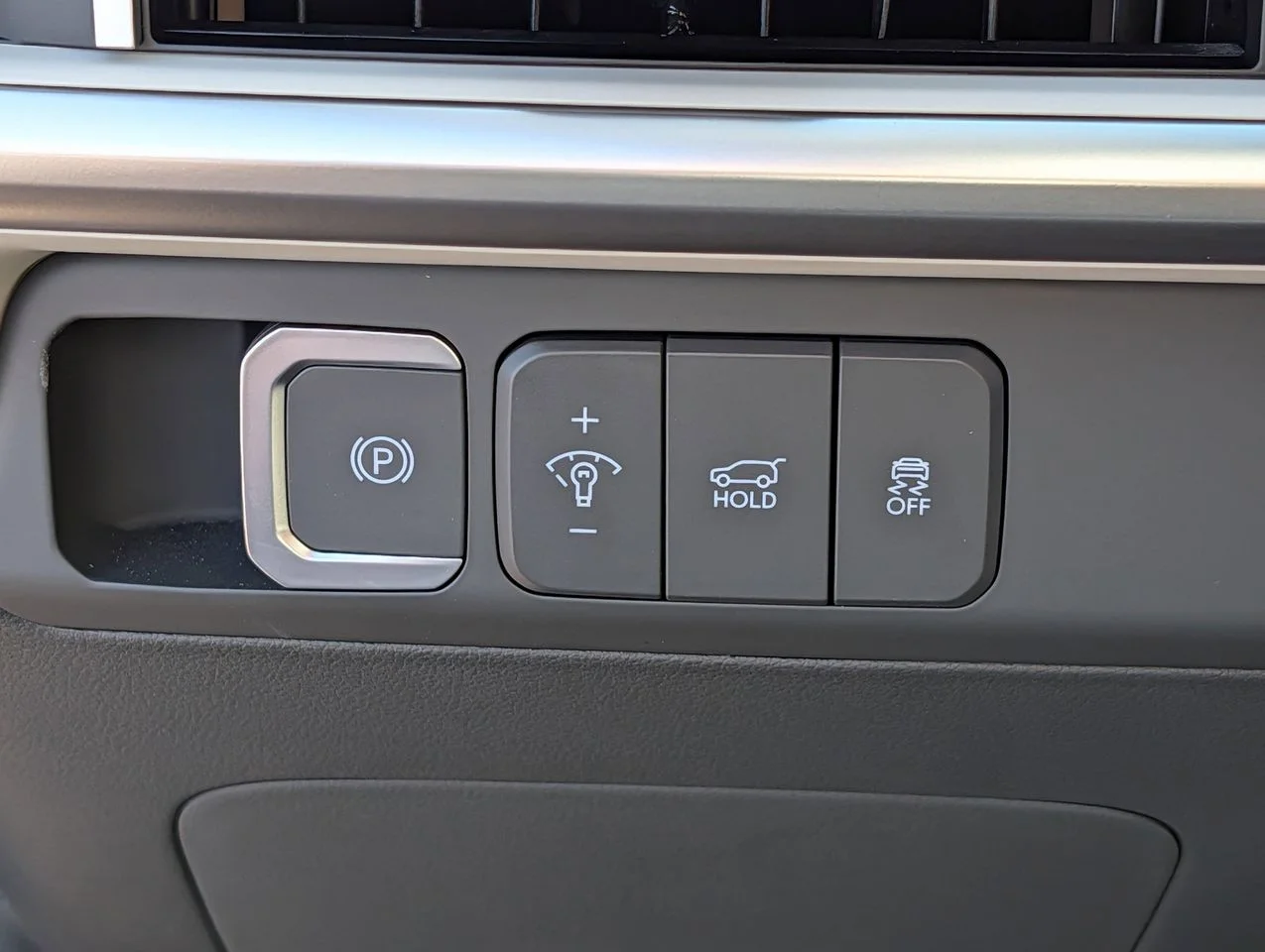 New 2026 Atlantis Blue Hyundai SEL AWD image 12