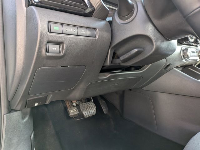 Used 2024 Gray Nissan SV image 17
