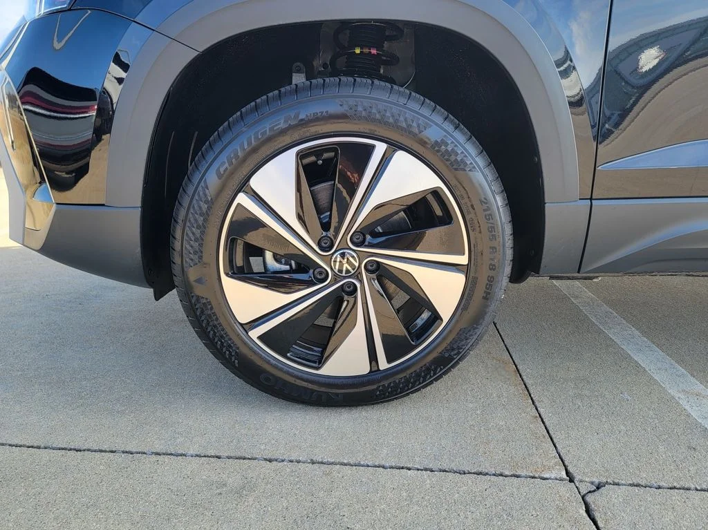 2026 Volkswagen Taos SE - Photo 22
