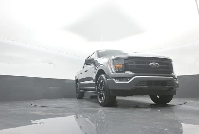 Certified Used 2023 Gray Metallic Ford XLT image 34