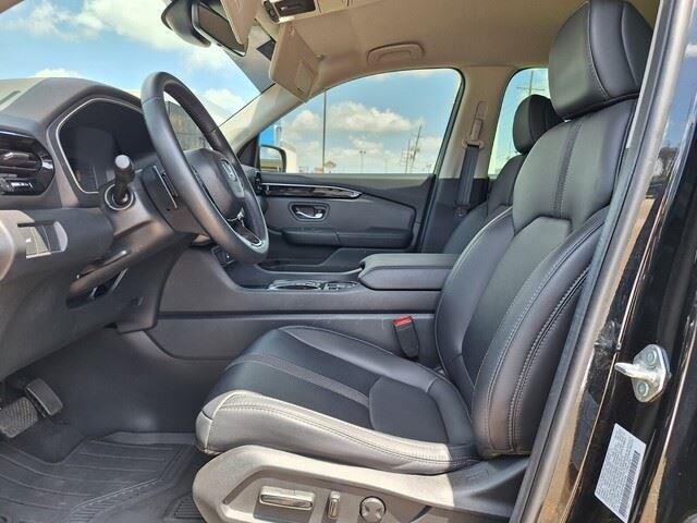Used 2026 Crystal Black Pearl Honda RTL image 11