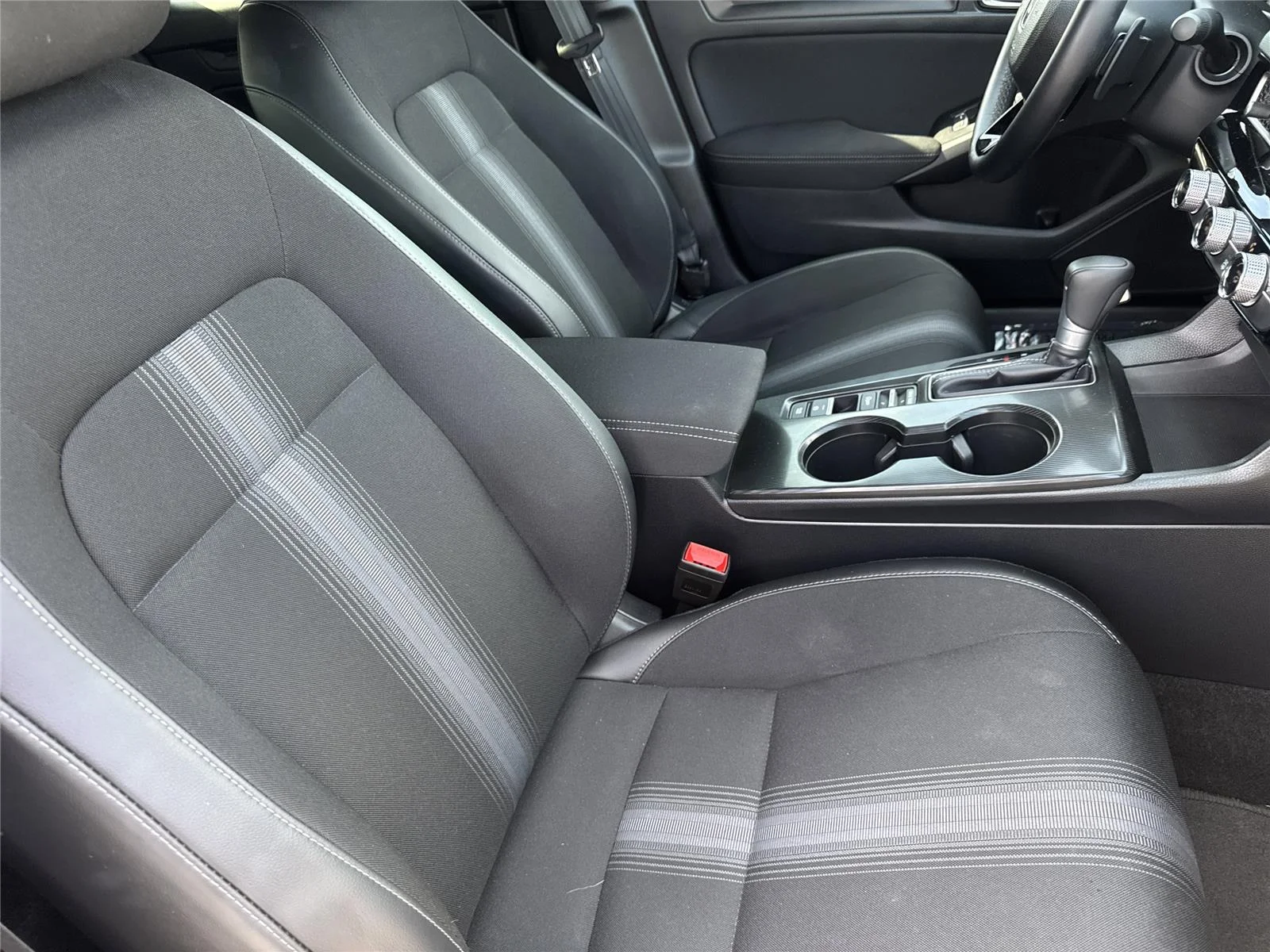 Used 2024 Platinum White Pearl Honda Sport image 34
