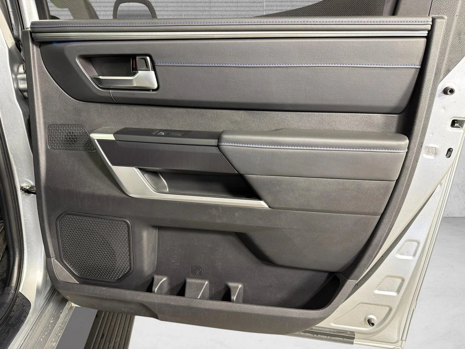 Used 2023 Silver Toyota Platinum Hybrid image 17