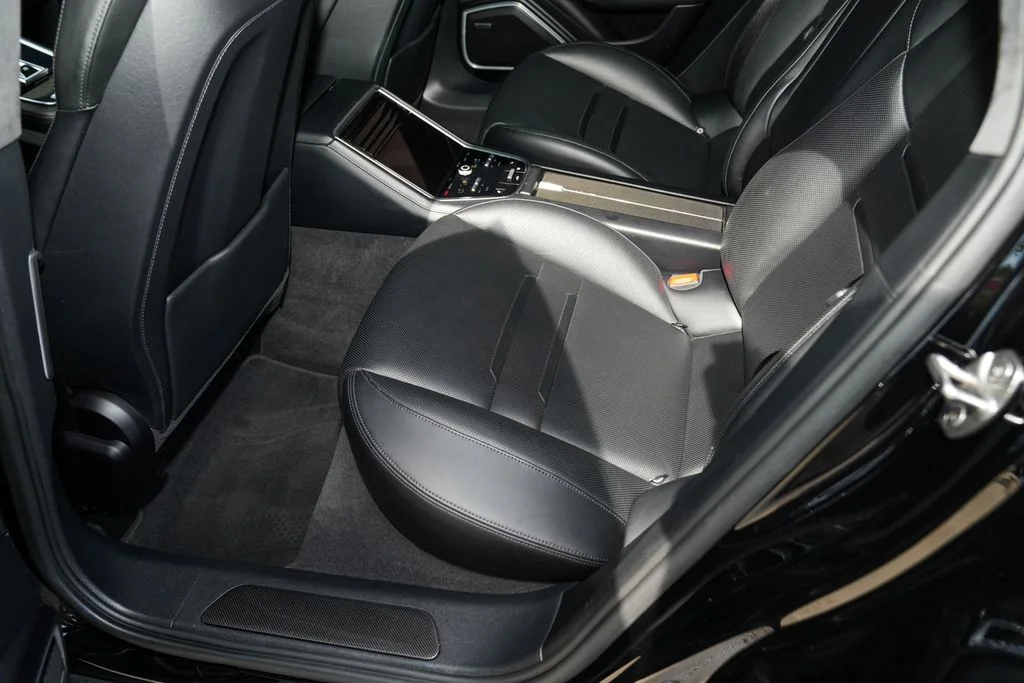 Certified Used 2018  Porsche Turbo image 32