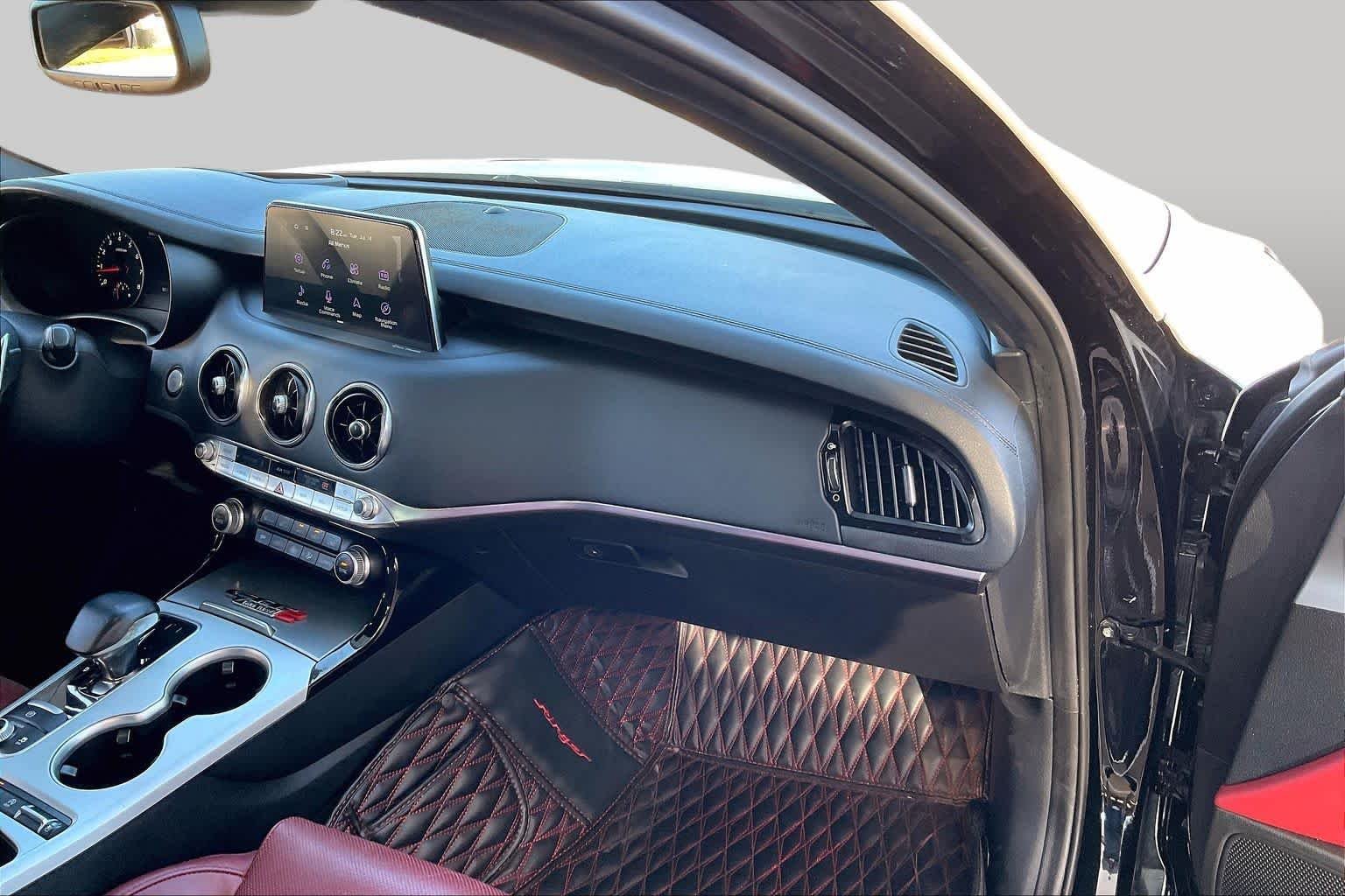 Used 2018 BLACK Kia GT2 image 17