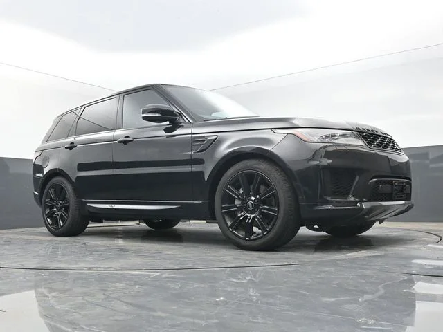 Used 2022 Black Land Rover HSE Silver Edition image 44