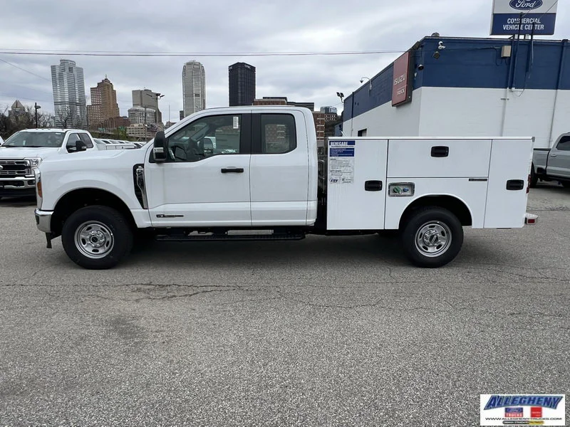New 2026 Oxford White Ford F-250® XL image 2