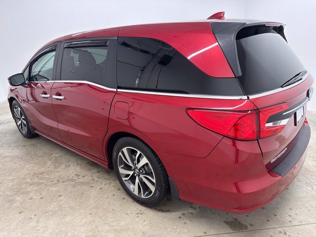Used 2022 Radiant Red Honda Touring image 7