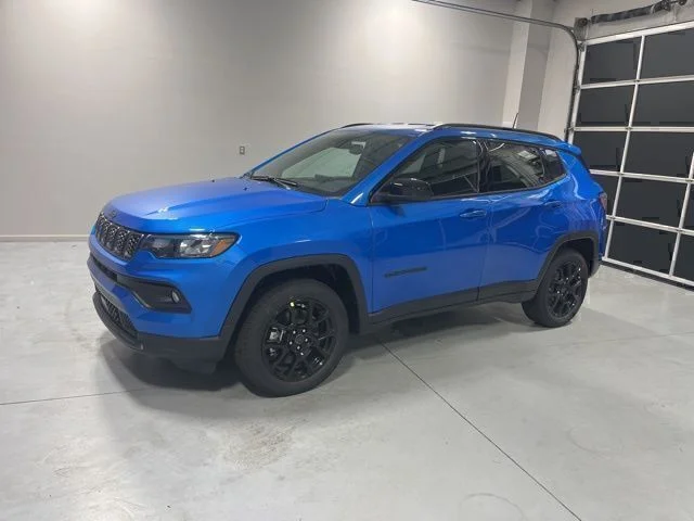 New 2026 Hydro Blue Pearlcoat Jeep Latitude image 3