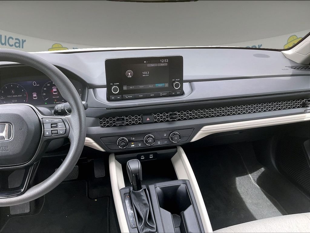 Used 2024 White Honda LX image 18
